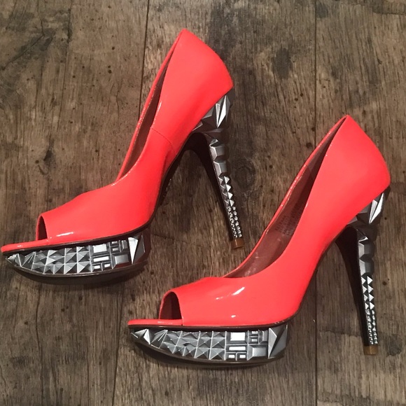 Rachel Roy HOT PINK Heels - Picture 7 of 11